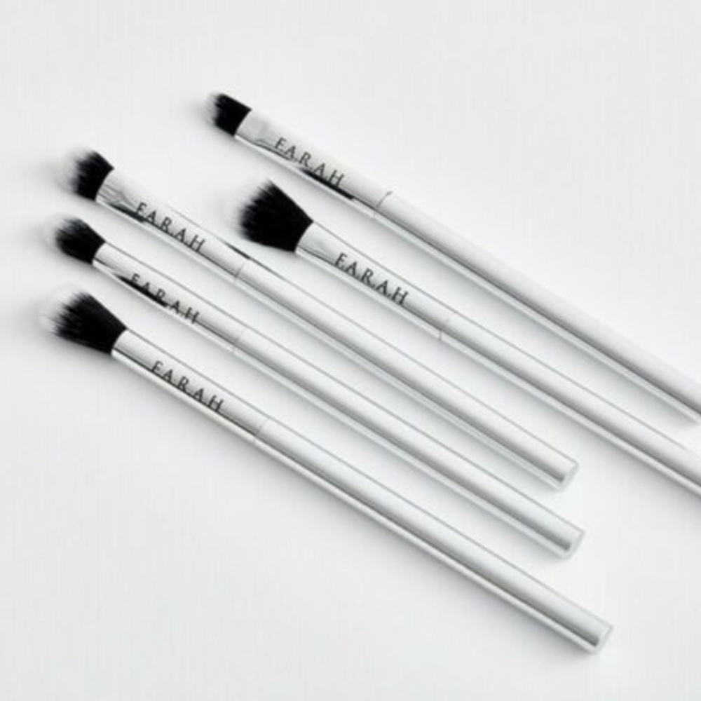 New Eyeshadow brush set- Farah Be Beautiful Be You